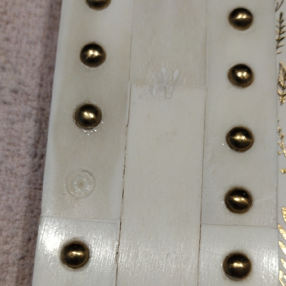 2 For 8 Sale, Shiraleah Ivory and Brass Studded Frame - Picture 6 of 6